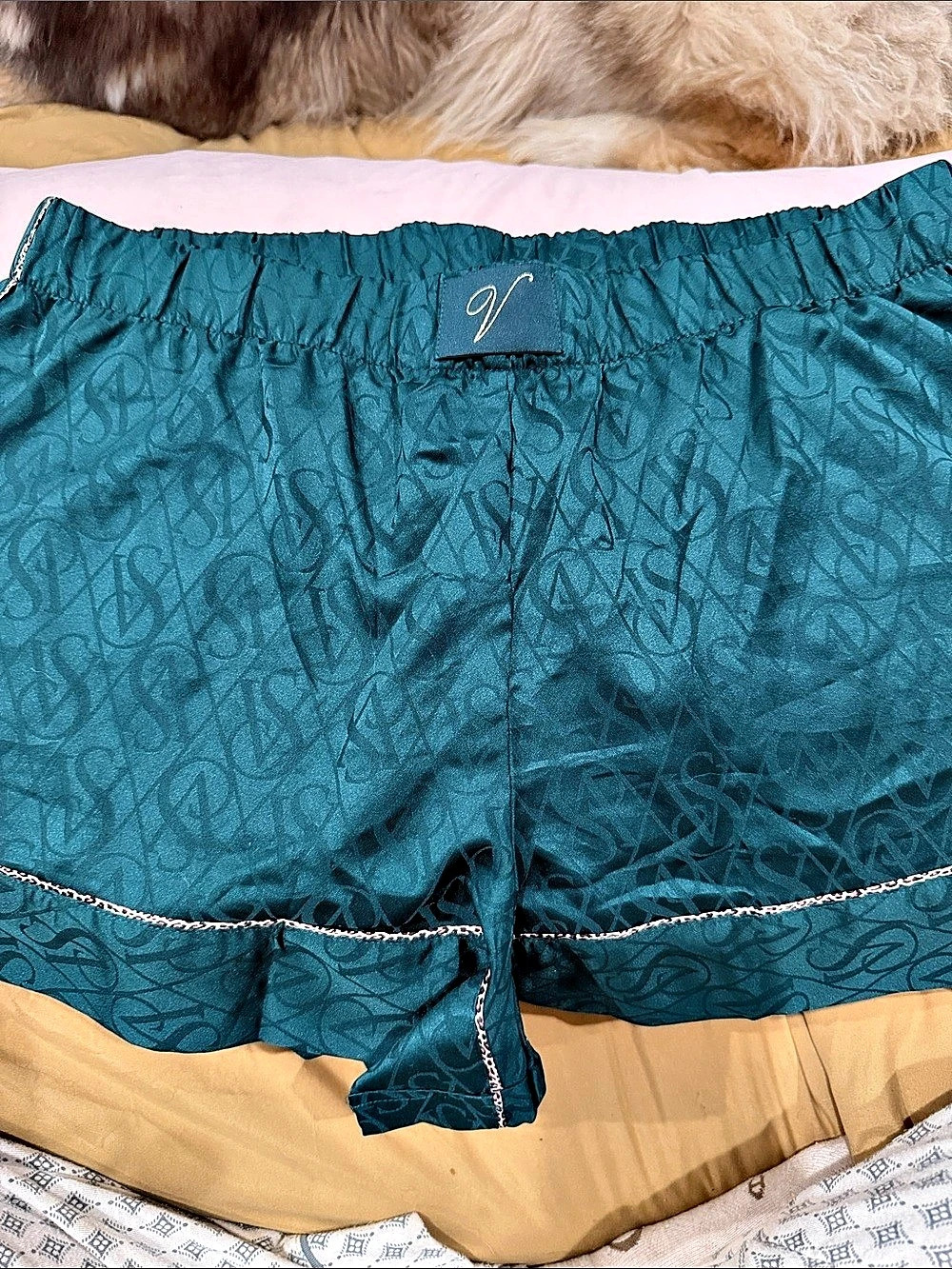 NWT Victoria's Secret Signature Satin Short PajamaBottoms Jade green leopard M